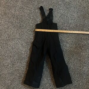 Sport Essentials Kids Black Insulated Snow Bib Overalls Size 6 Ski Pants RN88762